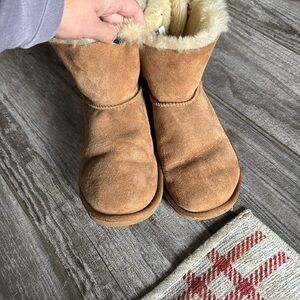 Mini Uggs with Bows